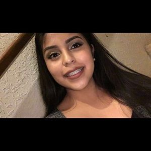 Meet your Posher, Erandi